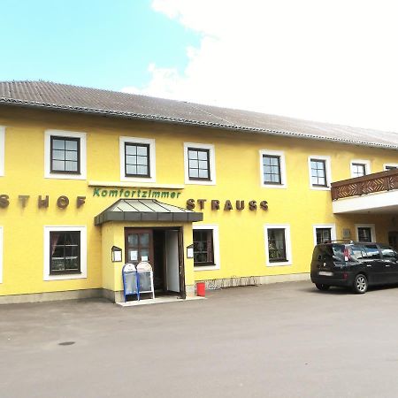 Gasthof Strauss Ansfelden Exteriör bild